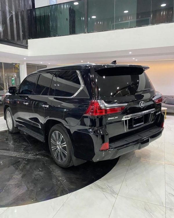 2019 Lexus LX570